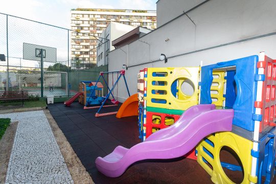 Para comprar apartamento mobiliado na Vila Ipojuca, com 2 quartos e varanda. Piscina no condomínio. — Área Comum