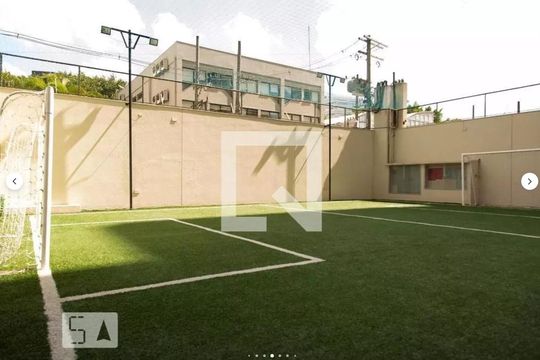 Compra apartamento mobiliado em Vila Olímpia, 3 quartos, varanda, piscina e academia no condomínio. — Área comum