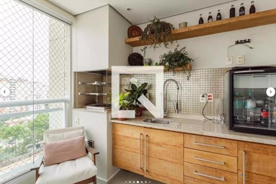 Compra apartamento mobiliado em Vila Olímpia, 3 quartos, varanda, piscina e academia no condomínio. — Área comum