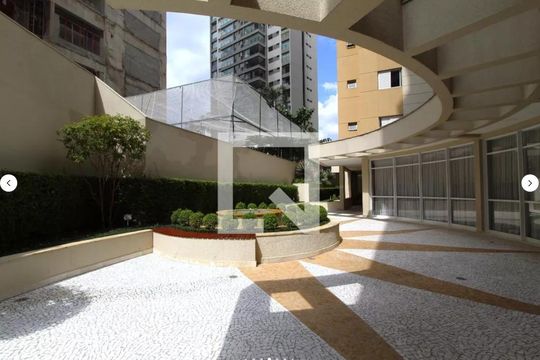Compra apartamento mobiliado em Vila Olímpia, 3 quartos, varanda, piscina e academia no condomínio. — Área comum