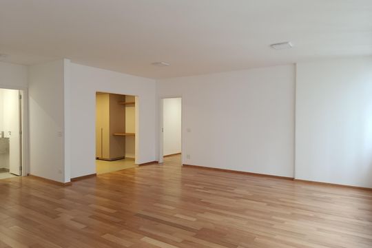 Comprar apartamento no Jardim Paulista com 3 quartos. — Sala