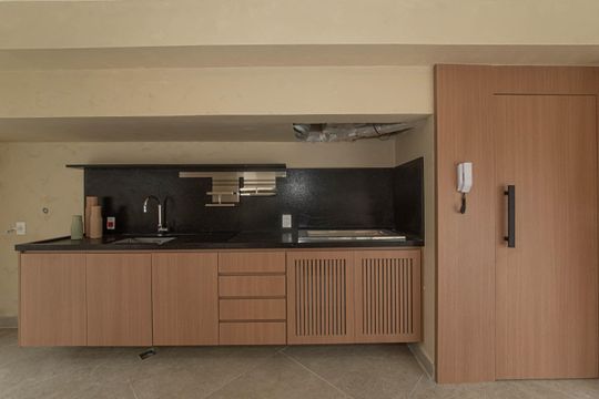 Compra apartamento no Parque Colonial com 3 quartos, churrasqueira, varanda e quintal. — Area Gourmet