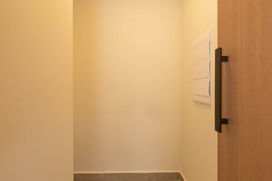 Compra apartamento no Parque Colonial com 3 quartos, churrasqueira, varanda e quintal. — Area Gourmet - Deposito