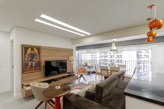 Compra apartamento mobiliado na Vila Olímpia, 2 quartos, academia no condomínio. — foto 1