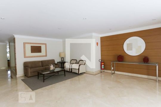 Apartamento à venda, com 102 m², 3 quartos e 2 vagas — Hall social
