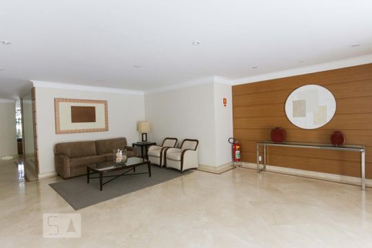 Apartamento à venda, com 102 m², 3 quartos e 2 vagas — Hall