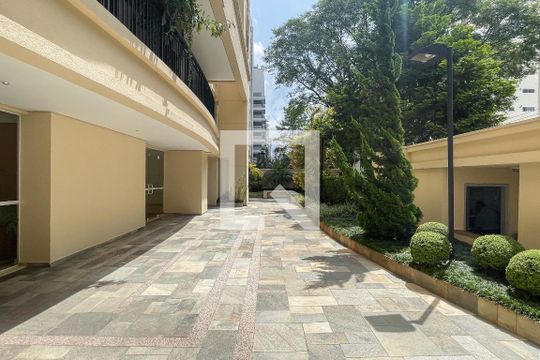 Apartamento à venda, com 102 m², 3 quartos e 2 vagas — Entrada