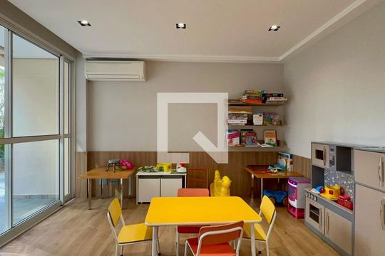 Apartamento à venda, com 102 m², 3 quartos e 2 vagas — Brinquedoteca