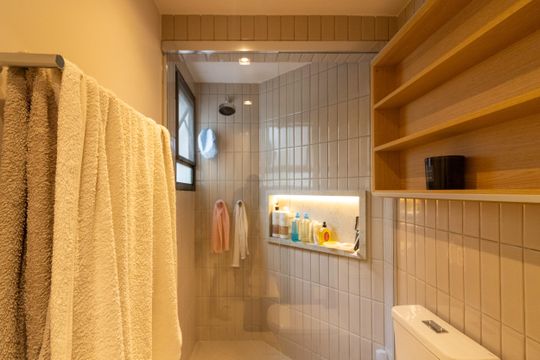 Comprar apartamento mobiliado com 3 quartos, 1 suíte. — Banheiro