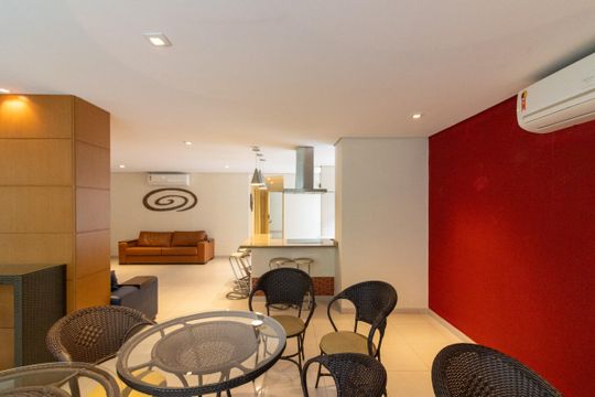 Comprar apartamento mobiliado com 3 quartos, 1 suíte. — Área comum - Salão de festas