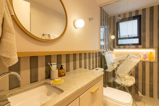 Comprar apartamento mobiliado com 3 quartos, 1 suíte. — Banheiro da Suíte