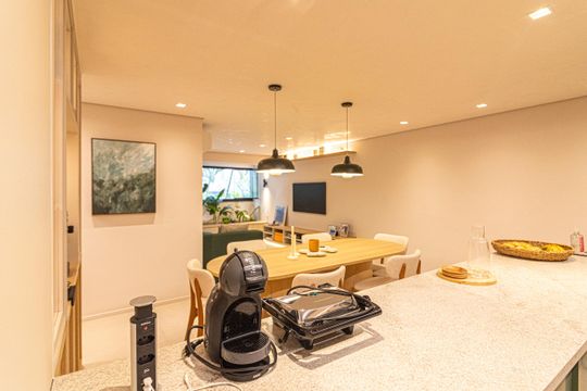 Comprar apartamento mobiliado com 3 quartos, 1 suíte. — Sala
