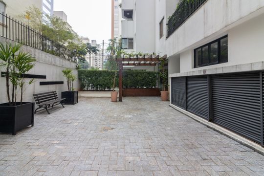 Comprar apartamento mobiliado com 3 quartos, 1 suíte. — Área comum