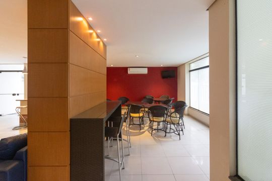 Comprar apartamento mobiliado com 3 quartos, 1 suíte. — Área comum - Salão de festas