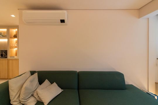 Comprar apartamento mobiliado com 3 quartos, 1 suíte. — Sala