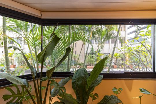 Comprar apartamento mobiliado com 3 quartos, 1 suíte. — Sala