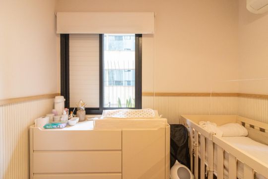 Comprar apartamento mobiliado com 3 quartos, 1 suíte. — Quarto 1