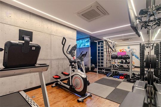 Apartamento mobiliado em Campo Belo com 3 quartos, closet e academia no condomínio, ideal para comprar. — foto 31