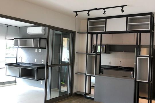 Apartamento à venda, com 95 m², 3 quartos e 2 vagas — Sala