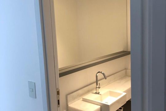 Apartamento à venda, com 95 m², 3 quartos e 2 vagas — Banheiro 1