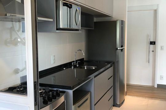 Apartamento à venda, com 95 m², 3 quartos e 2 vagas — Cozinha