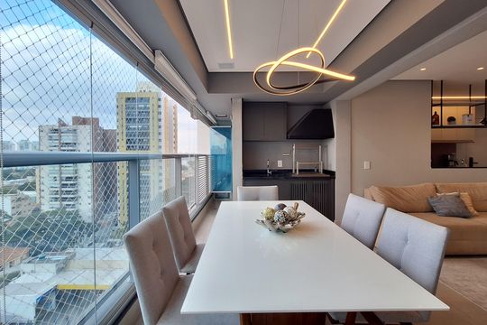 Apartamento com 3 quartos e varanda em Água Branca, ideal para comprar. — Varanda