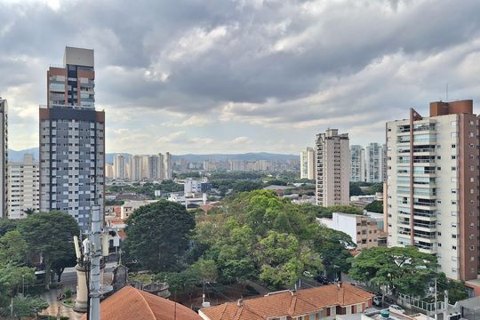 Apartamento com 3 quartos e varanda em Água Branca, ideal para comprar. — Vista