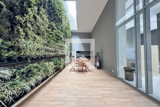 Apartamento com 3 quartos e varanda em Água Branca, ideal para comprar. — Área comum - Churrasqueira