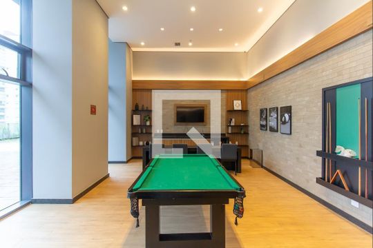 Apartamento com 3 quartos e varanda em Água Branca, ideal para comprar. — Salão de jogos