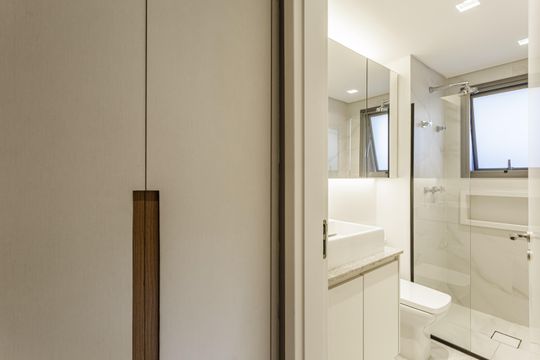 Venda de apartamento com 2 suítes, piscina no condomínio e garden. — Suíte 1
