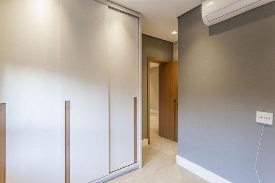 Venda de apartamento com 2 suítes, piscina no condomínio e garden. — Suíte 1