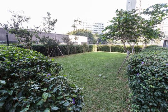 Venda de apartamento com 2 suítes, piscina no condomínio e garden. — Área comum