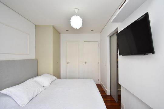 Apartamento em Perdizes com 2 quartos, varanda, closet, piscina e academia. Excelente compra! — suite 2