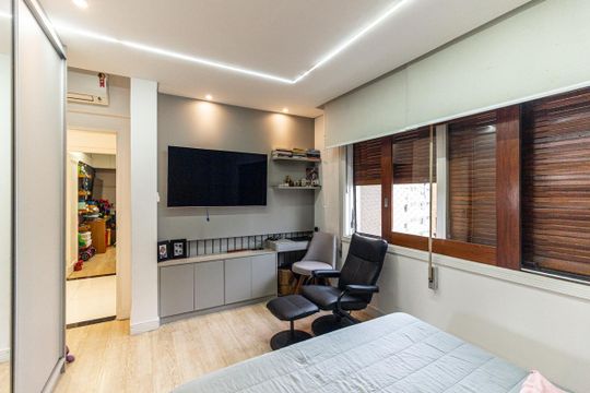 Apartamento mobiliado, 3 quartos, disponível para comprar. — Quarto 1