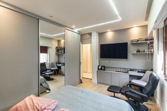 Apartamento mobiliado, 3 quartos, disponível para comprar. — Quarto 1