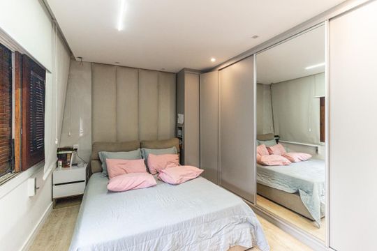 Apartamento mobiliado, 3 quartos, disponível para comprar. — Quarto 1