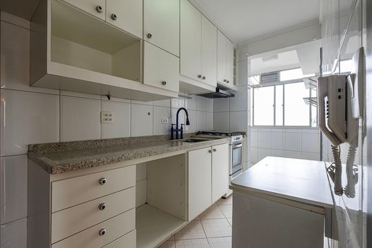 Apartamento com dois quartos e academia no condomínio para comprar. — Cozinha