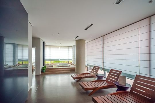 Comprar apartamento mobiliado com 1 quarto e permite animais de estimação. — Área comum - Spa