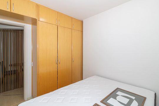 Comprar apartamento mobiliado na Vila Olímpia, 3 quartos, 1 suíte. — Quarto 3