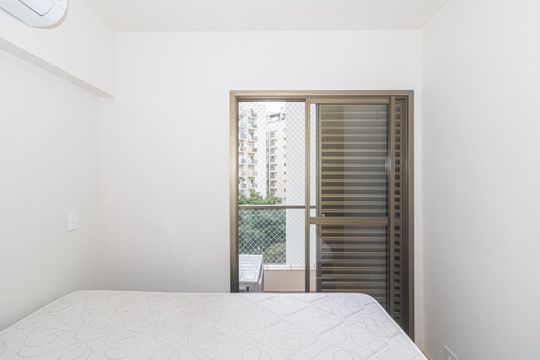 Comprar apartamento mobiliado na Vila Olímpia, 3 quartos, 1 suíte. — Quarto Suíte