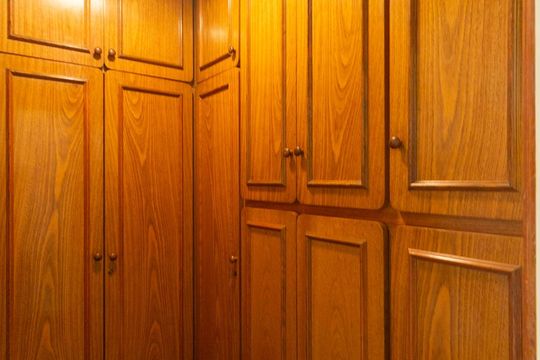 Venda de apartamento em Campo Belo com 4 suítes e varanda. — Quarto de Serviço