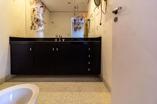 Venda de apartamento em Campo Belo com 4 suítes e varanda. — Banheiro Suíte 3
