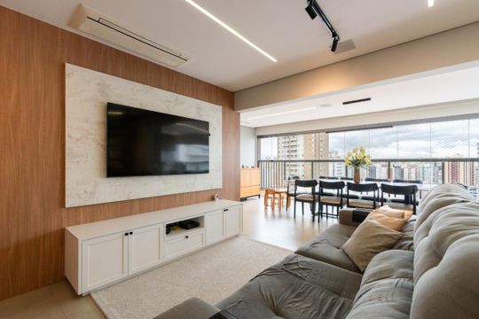 Apartamento mobiliado com 4 quartos, 3 suítes, varanda e academia. Ideal para comprar. — foto 1