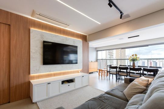 Apartamento mobiliado com 4 quartos, 3 suítes, varanda e academia. Ideal para comprar. — foto 8