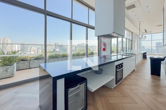 Compra apartamento mobiliado na Vila Mariana com 2 quartos, varanda gourmet e academia. — Espaço Gourmet