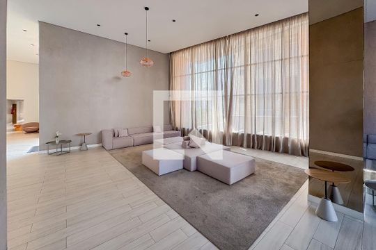Compra apartamento mobiliado na Vila Mariana com 2 quartos, varanda gourmet e academia. — Hall Social