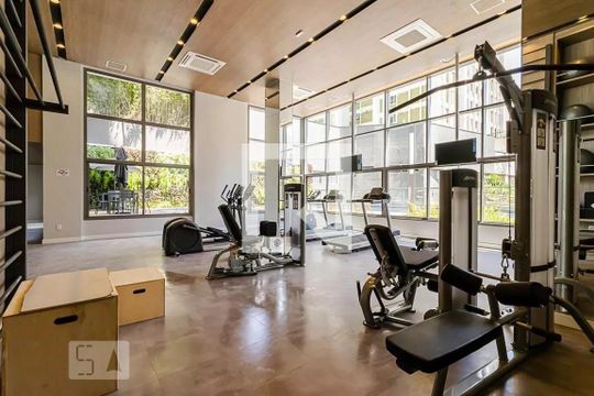 Compra apartamento mobiliado na Vila Mariana com 2 quartos, varanda gourmet e academia. — Academia