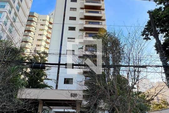 Apartamento à venda, com 405 m², 5 quartos e 4 vagas — Fachada