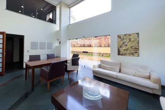 Apartamento à venda, com 405 m², 5 quartos e 4 vagas — Salão de Festas