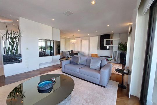 Apartamento mobiliado com 3 suítes, varanda e churrasqueira. Academia no condomínio. Ideal para comprar! — foto 10